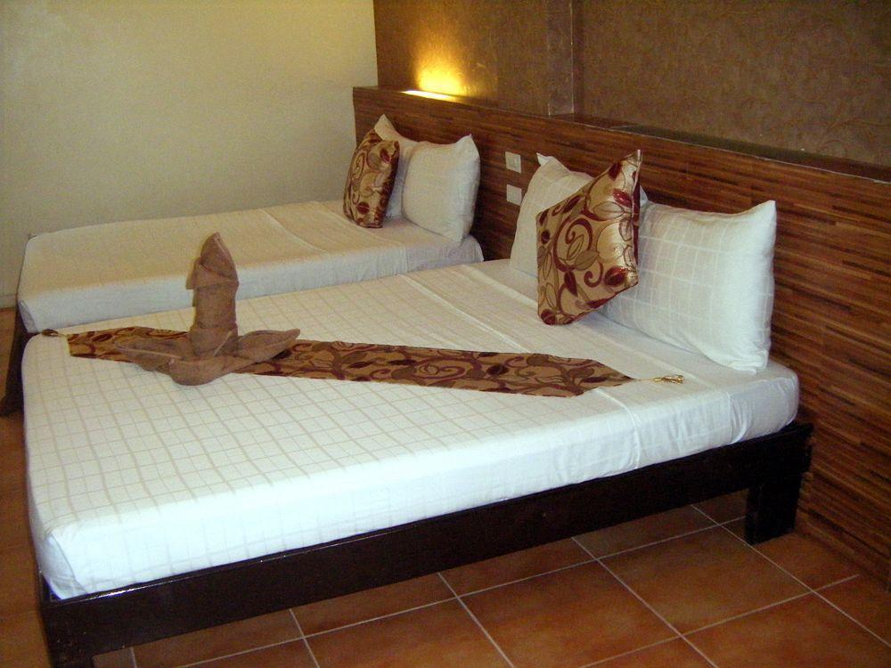 Feliness Resort Manoc-Manoc Екстер'єр фото
