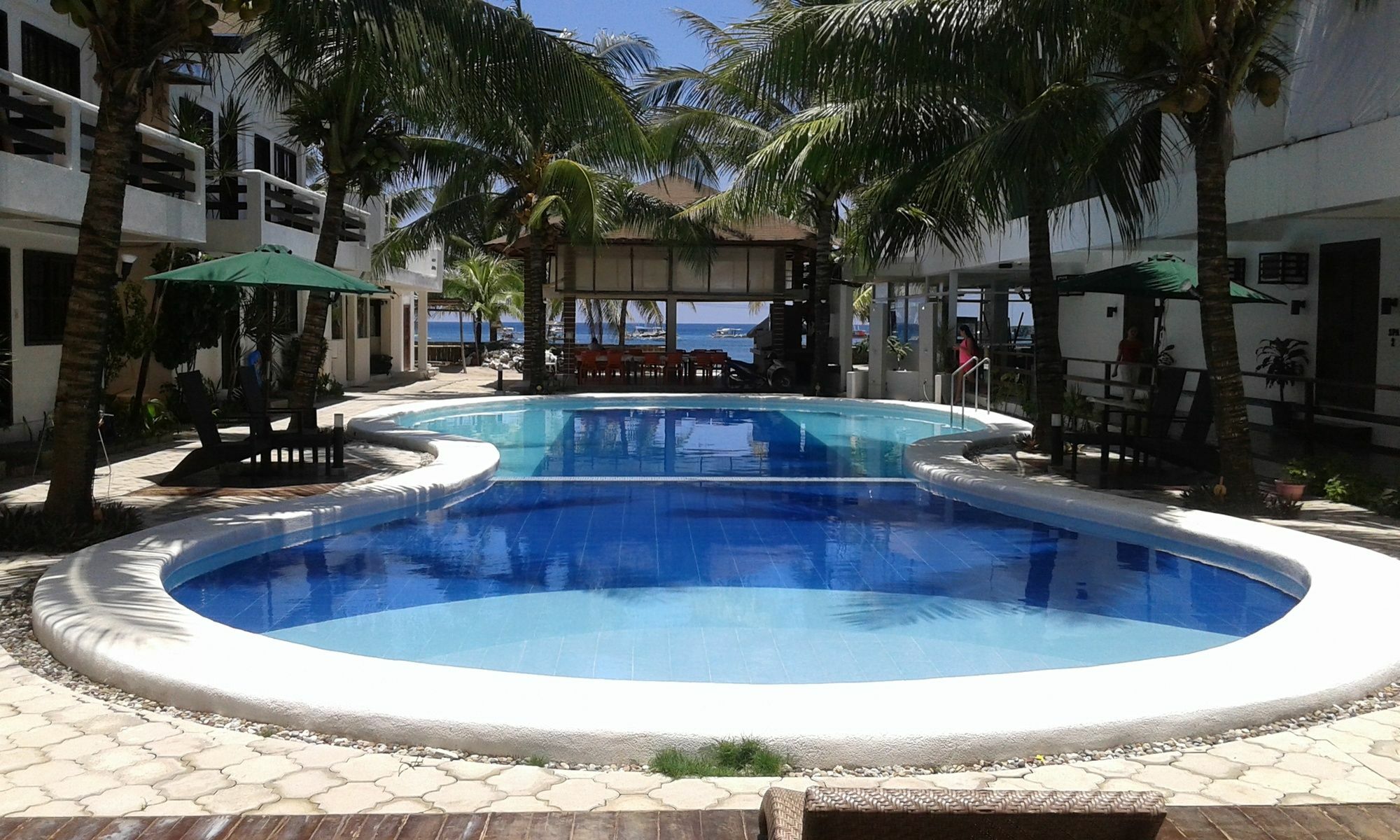 Feliness Resort Manoc-Manoc Екстер'єр фото