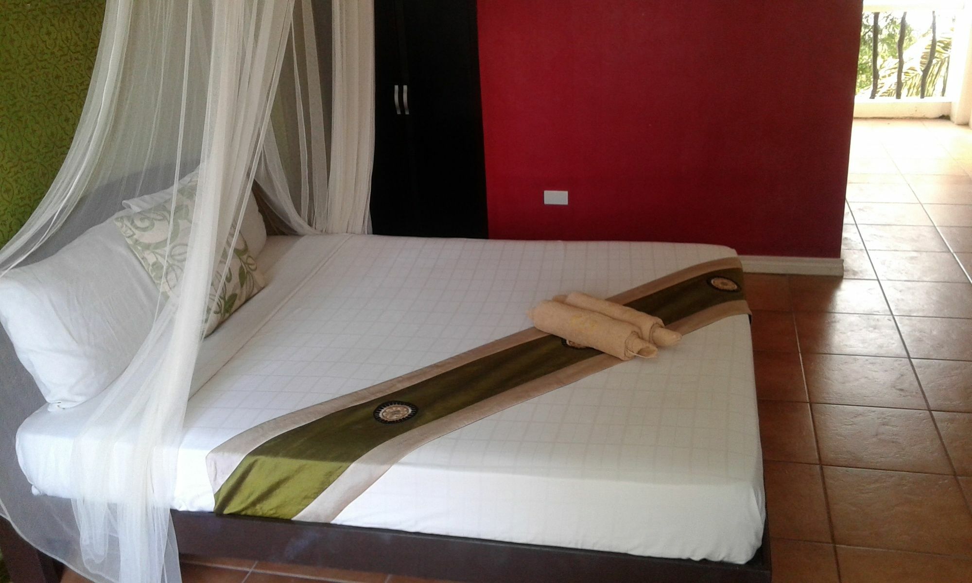Feliness Resort Manoc-Manoc Екстер'єр фото